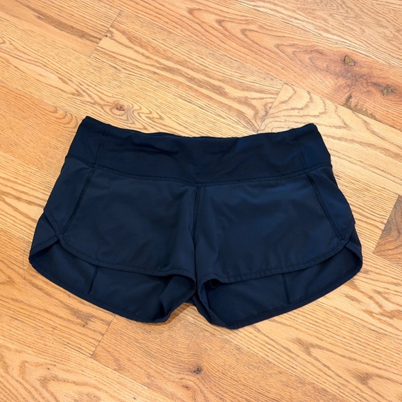 Lululemon Speed Up High-Rise Lined Short 2.5" (Size 4) - Picture 2 of 7